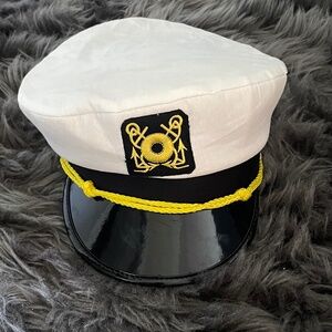 Captain’s hat